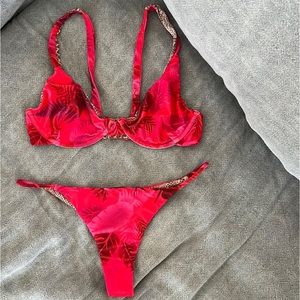 Acacia Psychedelic leaf two-piece